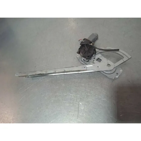 Elevalunas Delantero Derecho para Ford Transit Caja Cerrada '06