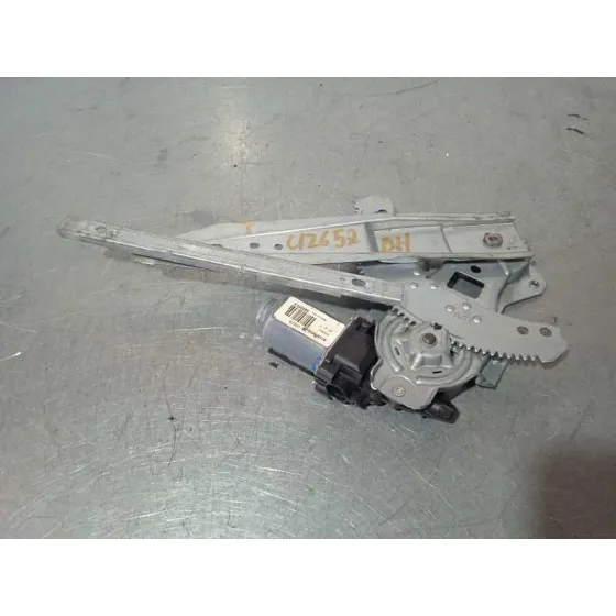 Elevalunas Trasero Derecho para Nissan Note (E11E)
