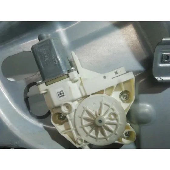 Elevalunas Delantero Derecho para Ford Focus Lim. (Cb4)