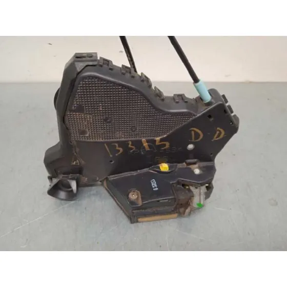 Cerradura Puerta Delantera Derecha para Toyota Corolla (E12)