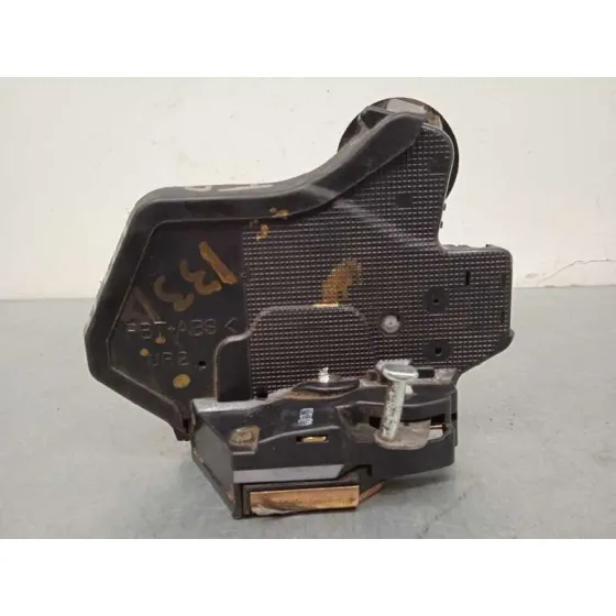 Cerradura Puerta Trasera Derecha para Toyota Corolla (E12)