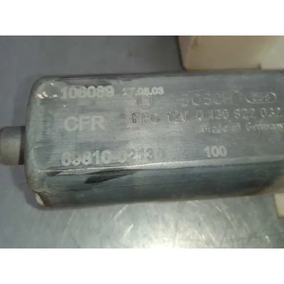 Elevalunas Delantero Derecho para Toyota Corolla (E12)
