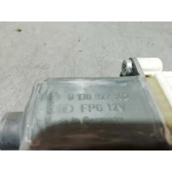 Motor Elevalunas Delantero Derecho para Mercedes-Benz Clase C (W204) Familiar