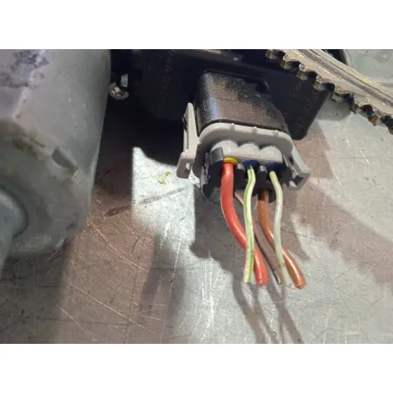 Elevalunas Delantero Izquierdo para Opel Zafira B