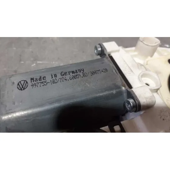 Motor Elevalunas Trasero Derecho para Volkswagen Golf V Berlina (1K1)