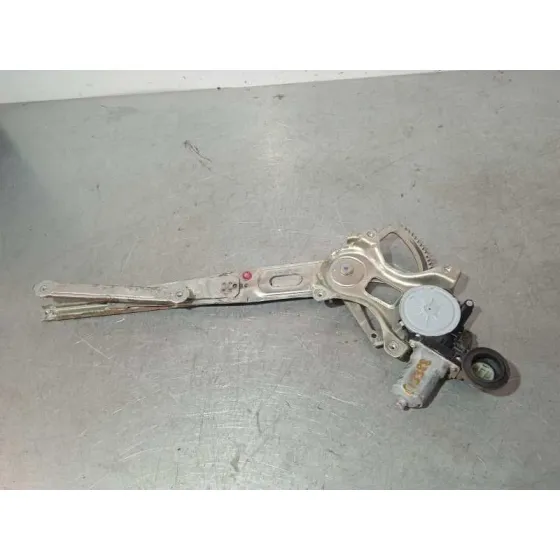 Elevalunas Trasero Derecho para Toyota Prius (Nhw20)