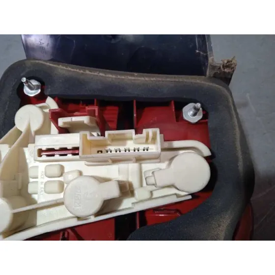 Piloto Trasero Izquierdo para Bmw Serie 3 Berlina (E90)