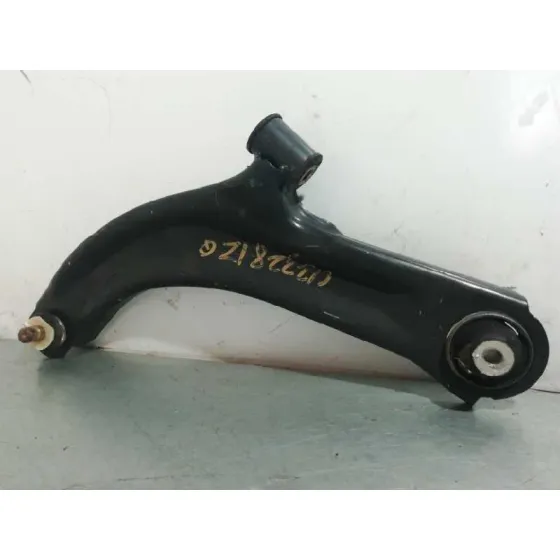 Brazo Suspension Inferior Delantero Izquierdo para Nissan Micra (K12E)