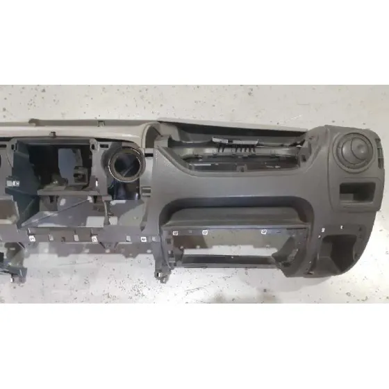 Salpicadero para Renault Master Kipper Doka