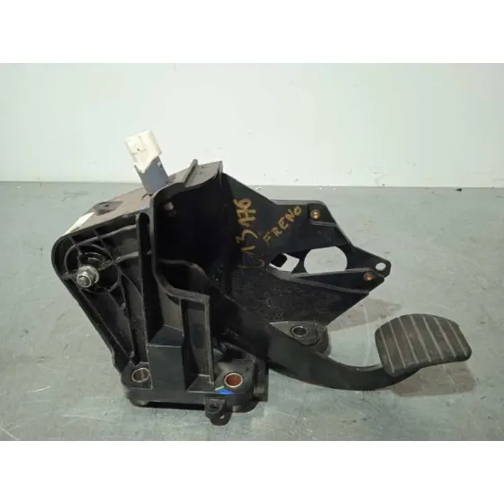 Pedal Freno para Renault Master Kipper Doka