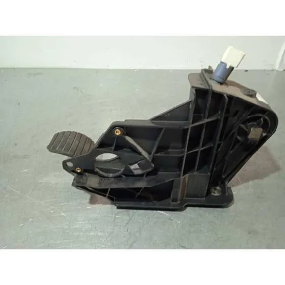 Pedal Freno para Renault Master Kipper Doka