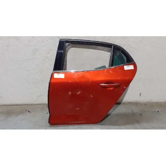 Puerta Trasera Izquierda para Renault Megane Iv Berlina 5P