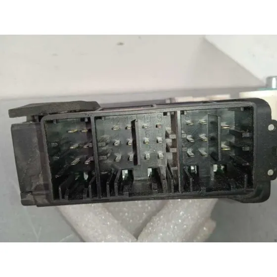 Motor Elevalunas Delantero Derecho para Seat Ibiza (6L1)
