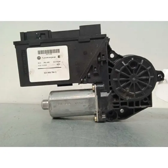 Motor Elevalunas Trasero Derecho para Volkswagen Touareg (7La)