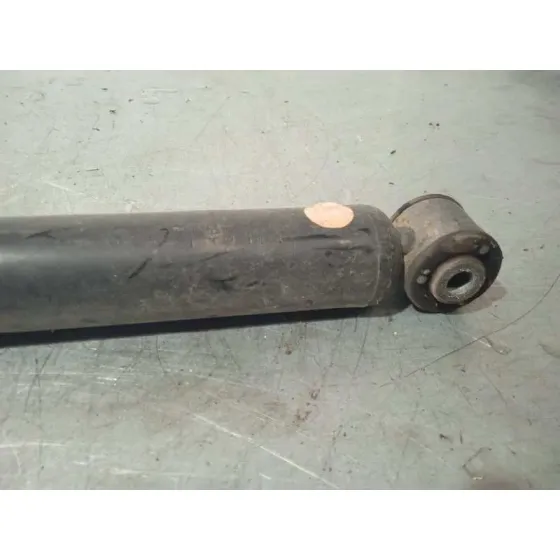 Amortiguador Trasero Derecho para Toyota Yaris