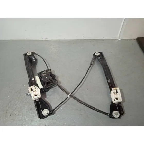 Elevalunas Delantero Derecho para Skoda Fabia