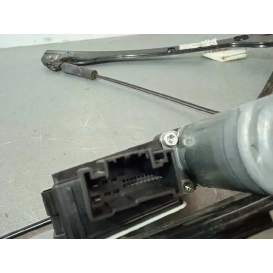Elevalunas Delantero Izquierdo para Skoda Fabia