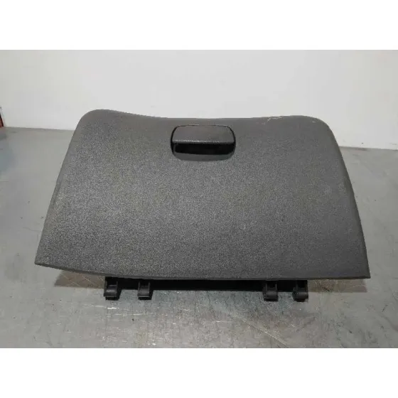 Guantera para Kia Rio