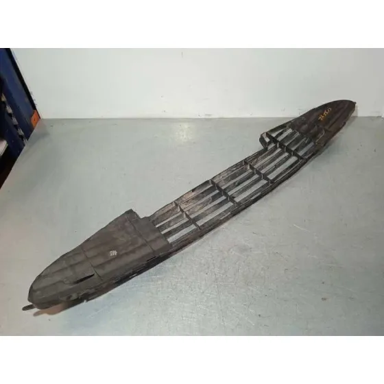 Rejilla Paragolpes Central para Peugeot 206 Berlina