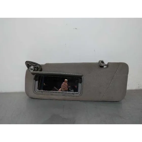 Parasol Derecho para Kia Carnival Ii