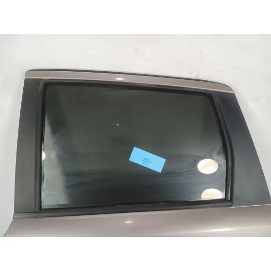 Puerta Trasera Izquierda para Nissan Note (E11E)