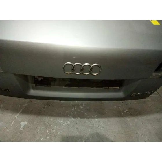 Tapa Maletero para Audi A4 Berlina (8E)