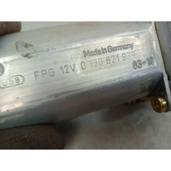 Motor Elevalunas Delantero Derecho para Ford Fiesta (Cbk)