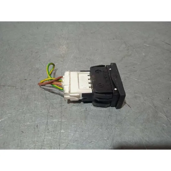Mando Elevalunas Delantero Izquierdo para Peugeot 106 (S2)
