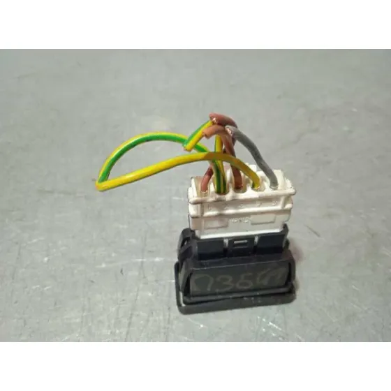 Mando Elevalunas Delantero Izquierdo para Peugeot 106 (S2)