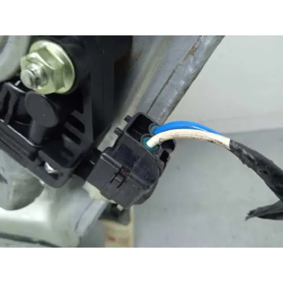 Elevalunas Delantero Derecho para Kia Carnival