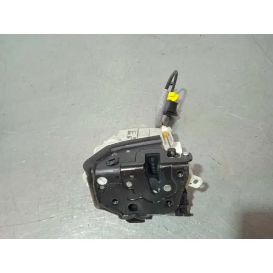 Cerradura Puerta Trasera Izquierda para Audi A4 Berlina (8W2)