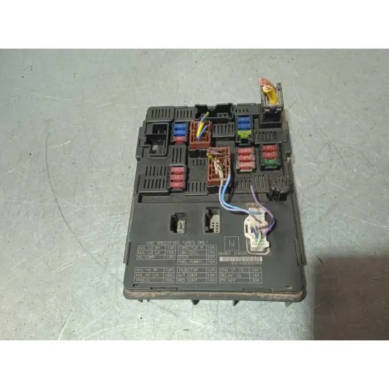 Caja Reles / Fusibles para Nissan Note