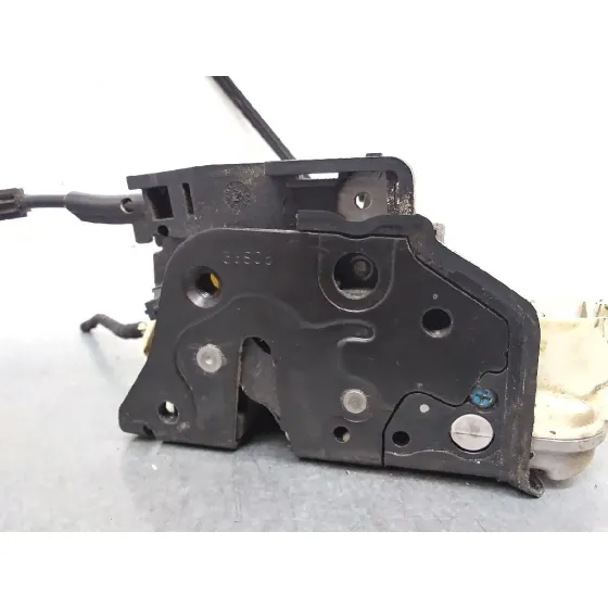 Cerradura Puerta Delantera Izquierda para Volkswagen Passat Berlina (3C2)