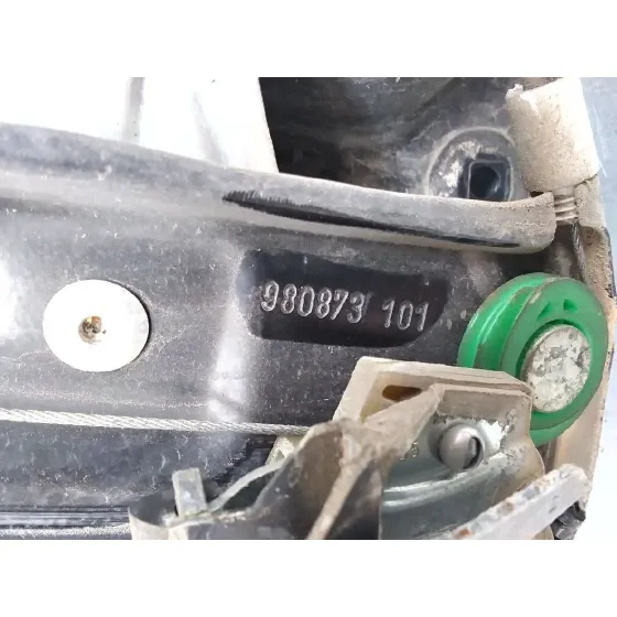 Elevalunas Delantero Izquierdo para Volkswagen Passat Berlina (3C2)