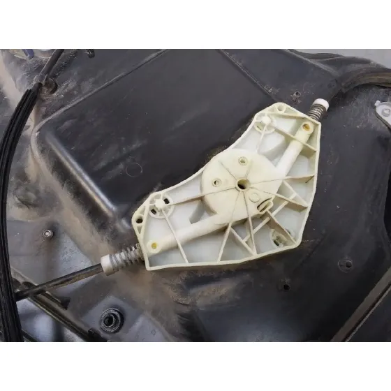 Elevalunas Delantero Izquierdo para Volkswagen Passat Berlina (3C2)