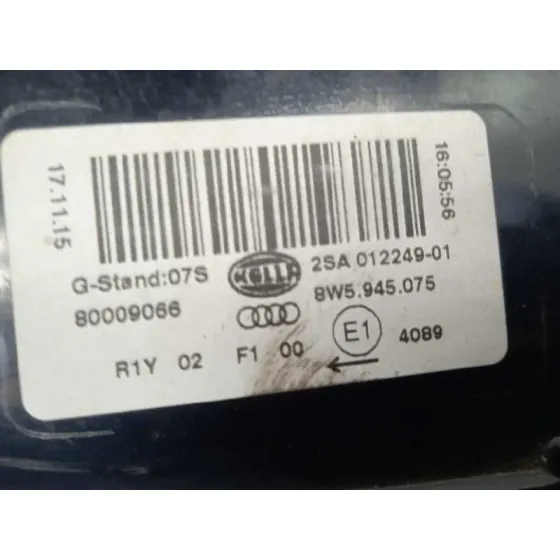 Piloto Trasero Izquierdo Interior para Audi A4 Berlina (8W2)