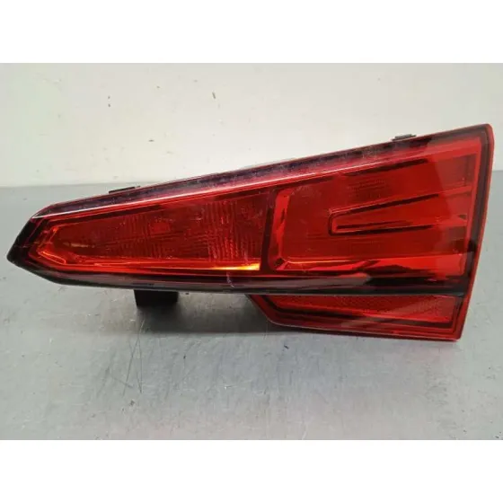 Piloto Trasero Derecho Interior para Audi A4 Berlina (8W2)