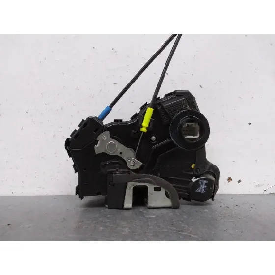 Cerradura Puerta Delantera Derecha para Toyota Auris