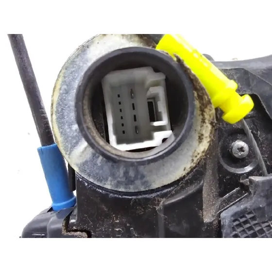Cerradura Puerta Trasera Derecha para Toyota Auris