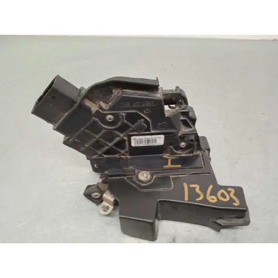 Cerradura Puerta Delantera Izquierda para Ford Focus Lim. (Cb4)