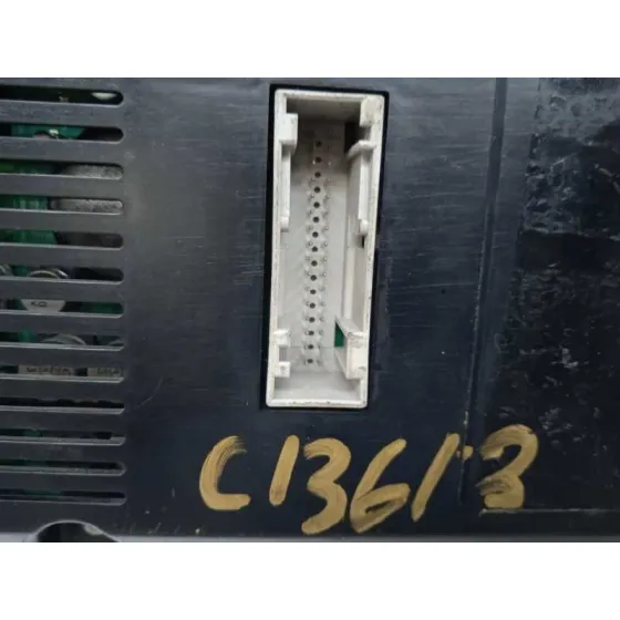 Cuadro Instrumentos para Audi A6 Berlina (4F2)