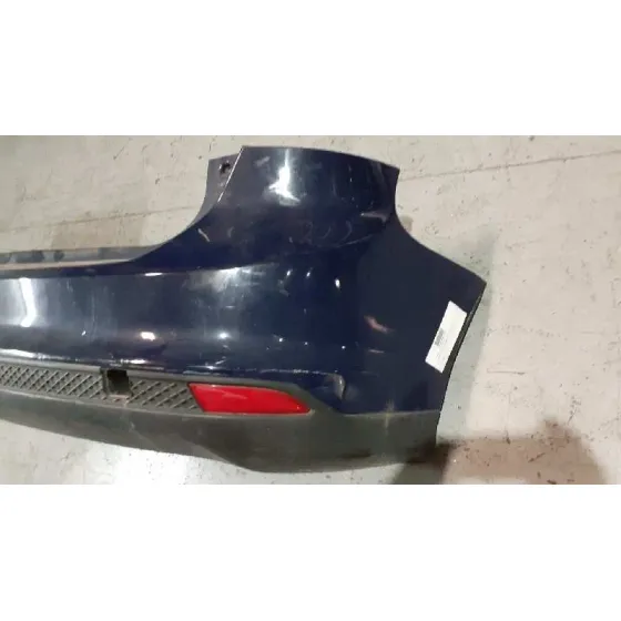 Paragolpes Trasero para Ford Focus Lim. (Cb8)