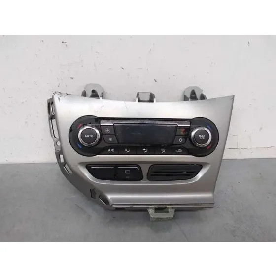 Mando Climatizador para Ford Focus Lim. (Cb8)