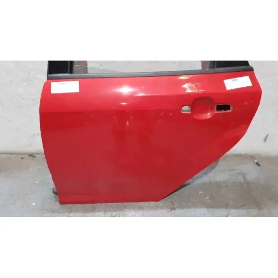 Puerta Trasera Izquierda para Ford Focus Lim. (Cb8)
