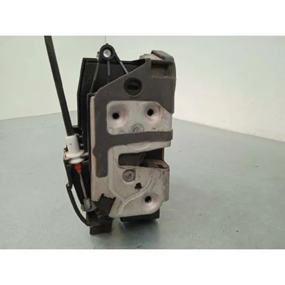 Cerradura Puerta Trasera Izquierda para Ford Focus Lim. (Cb8)