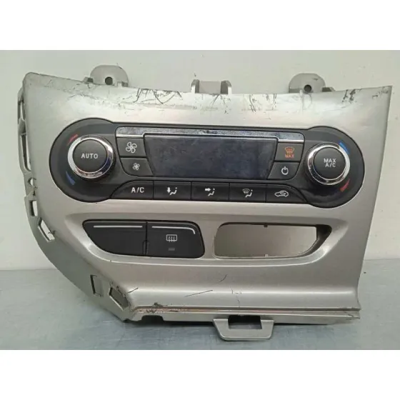 Mando Climatizador para Ford Focus Lim. (Cb8)