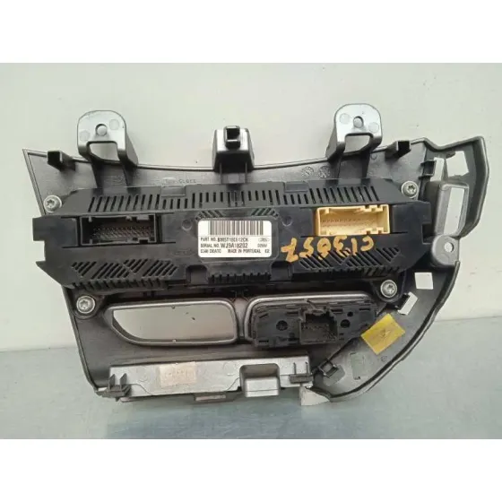 Mando Climatizador para Ford Focus Lim. (Cb8)