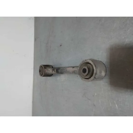 Tirante Trasero Derecho para Nissan Terrano/Terrano.ii (R20)