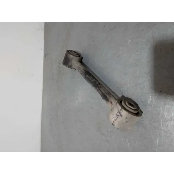 Tirante Trasero Derecho para Nissan Terrano/Terrano.ii (R20)