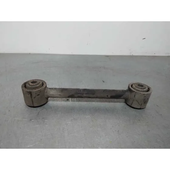 Tirante Trasero Izquierdo para Nissan Terrano/Terrano.ii (R20)